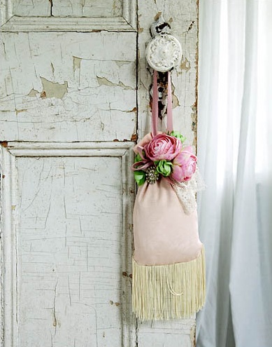 The tiniest cottage you've ever seen / la cabañita más pequeña que hayas visto!!! / casahaus.net