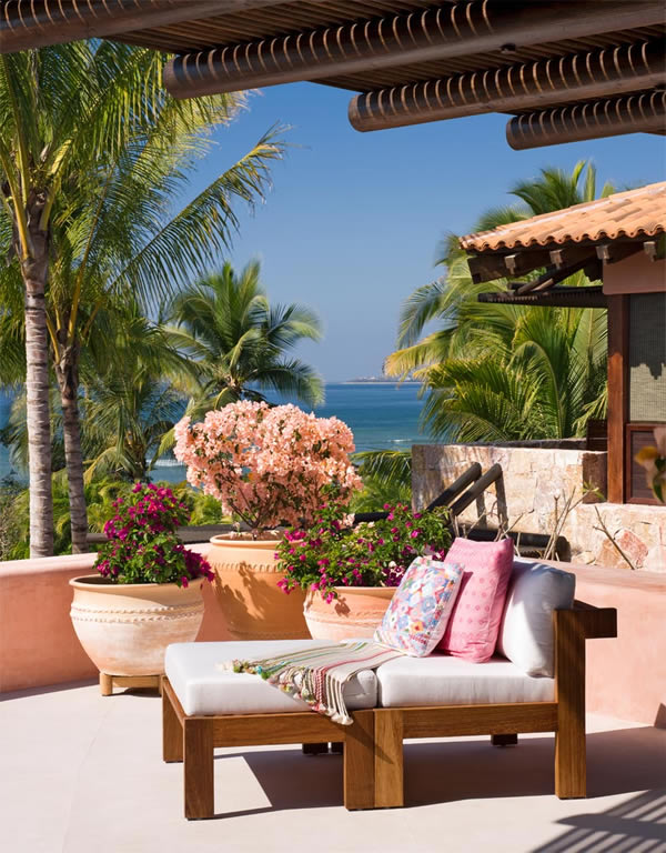 4.CasaCreel_BalconChaise_ok