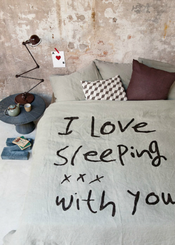 letras en cama | casa haus