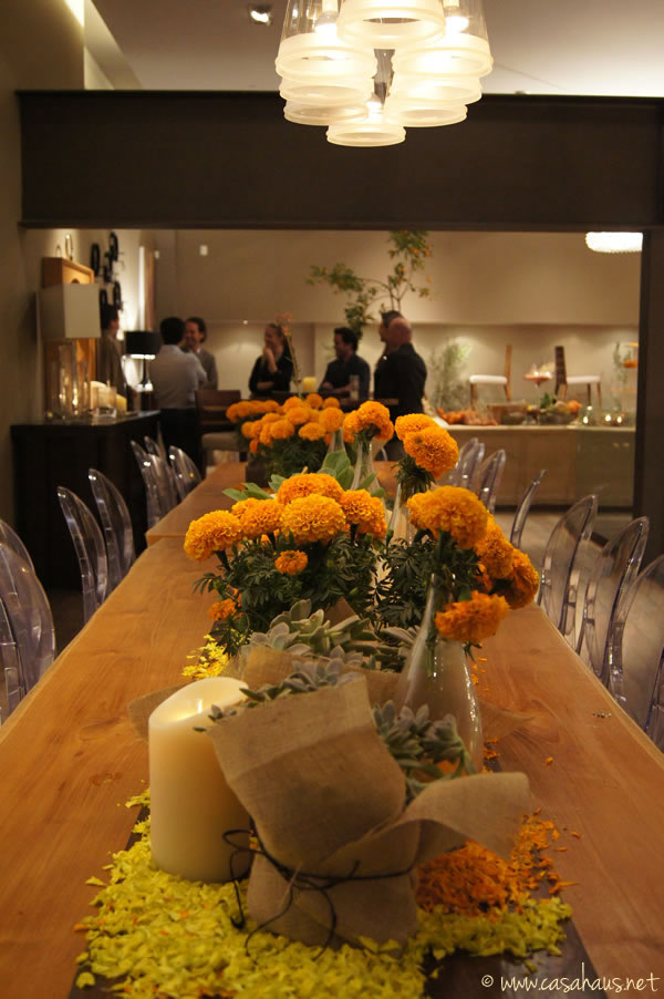 cempazúchitl en la mesa | Casa Haus