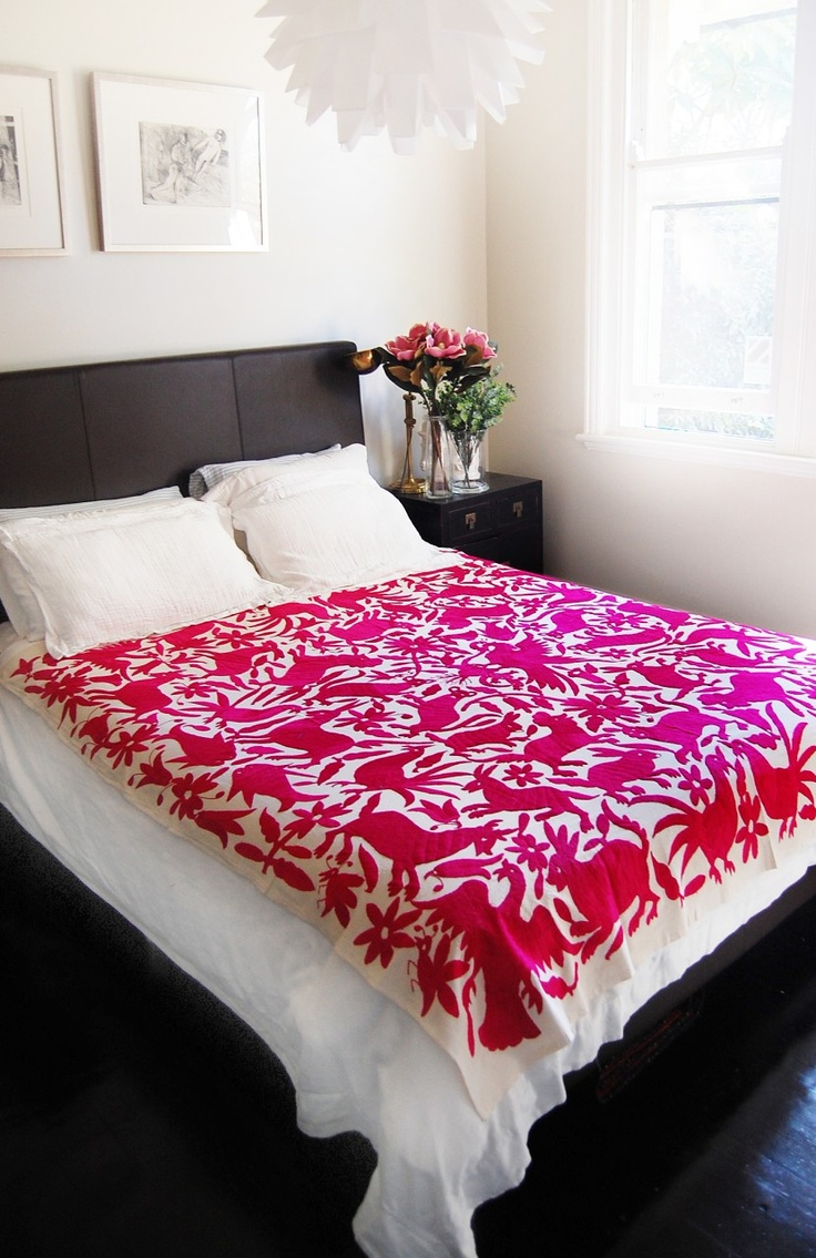 Bordado otomí o tenango en decoración contemporánea | Casa Haus