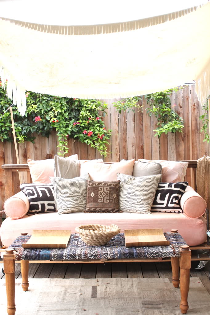 DIY pallet daybed / Casa Haus