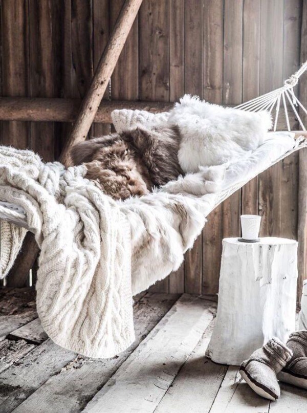 Cozy Winter hammock / Hamaca acogedora para el invierno // Casa Haus