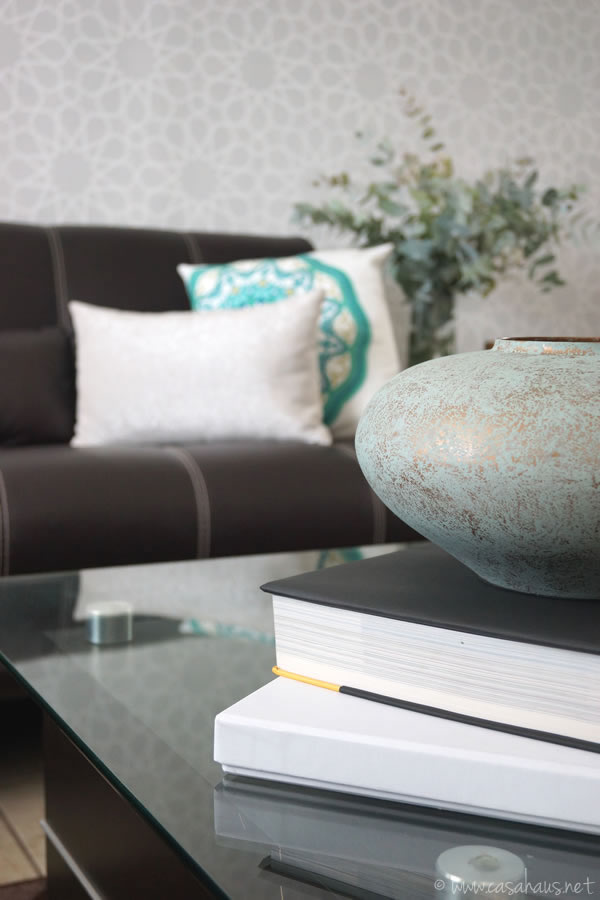 Mint and gray living room / Nuestra sala menta y gris // Casa Haus