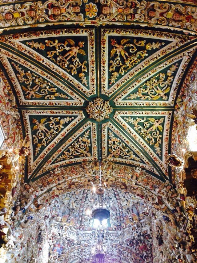 Santa María Tonantzintla, Cholula, Puebla // Casa Haus