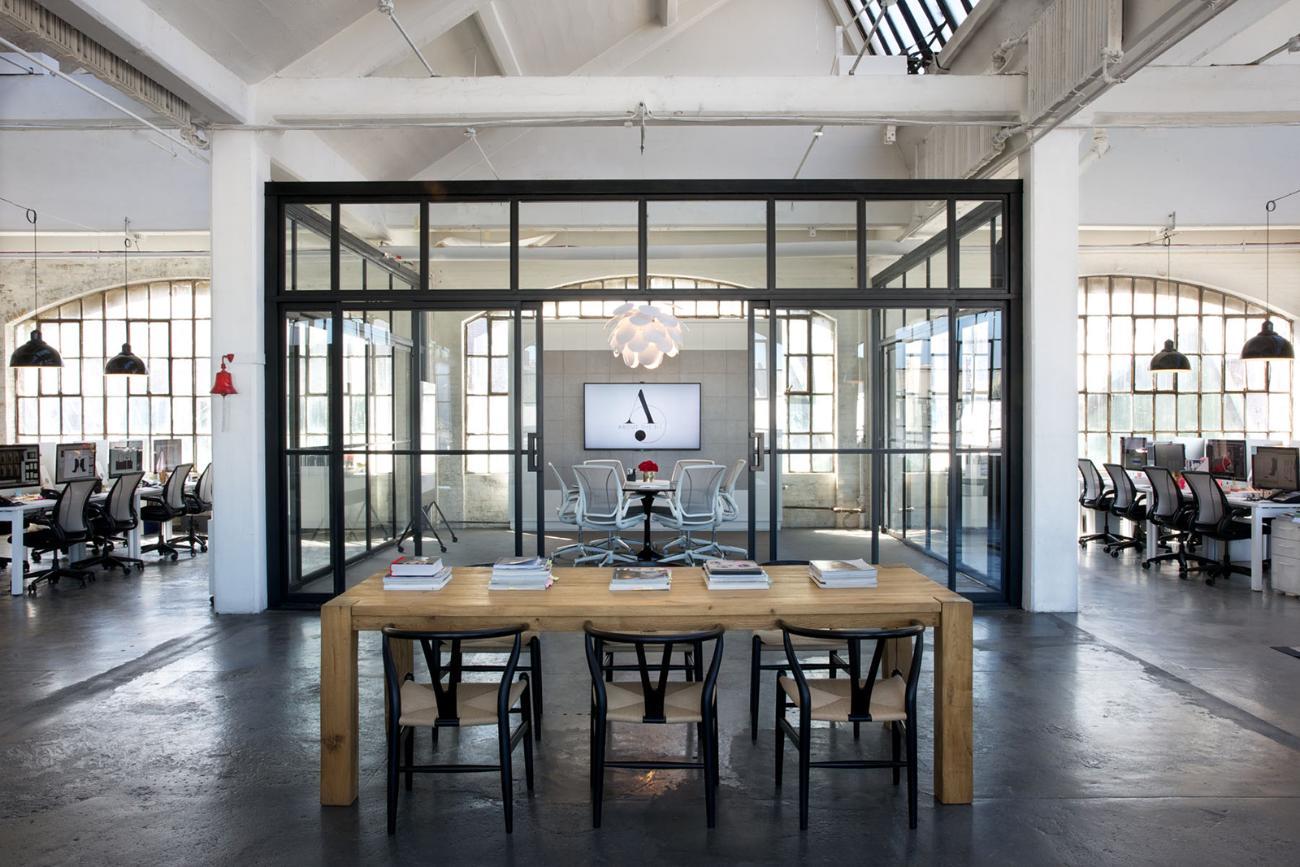 Set Design: The Intern by Nancy Meyers / Diseño de set: Pasante de moda // Casa Haus