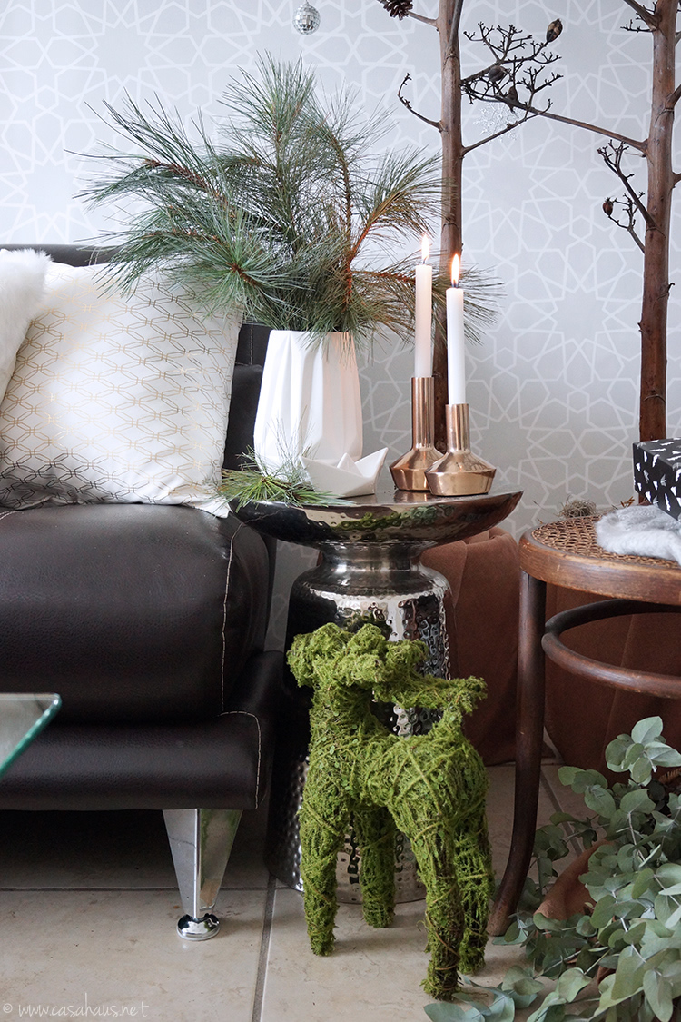 White Nordic Christmas living room / Navidad nórdica / casahaus.net