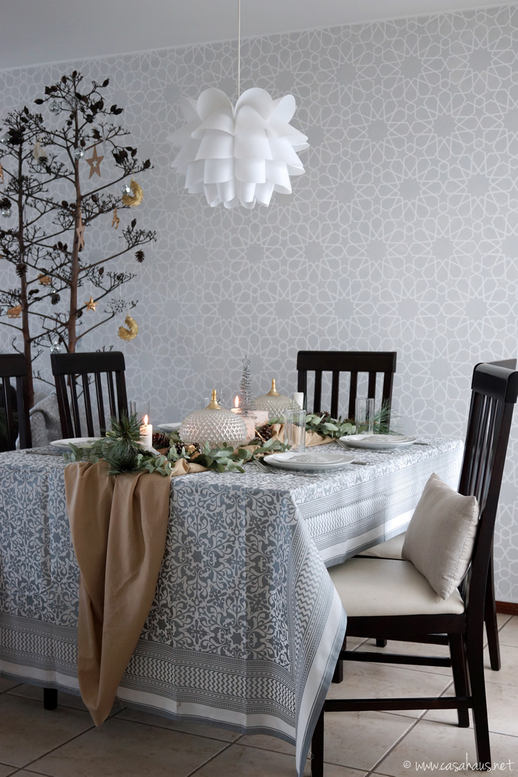 Our Christmas tablescape / Nuestra mesa de Navidad / casahaus.net