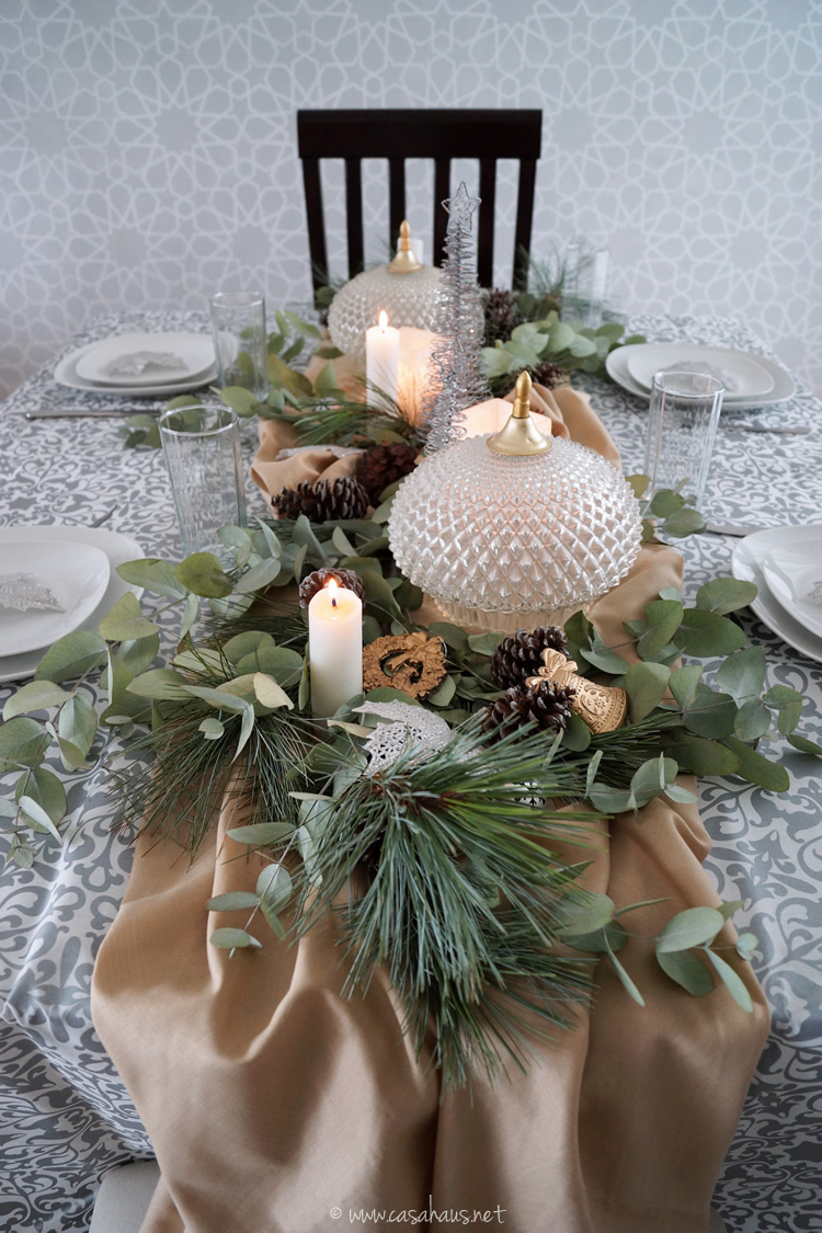 Our Christmas tablescape / Nuestra mesa de Navidad / casahaus.net