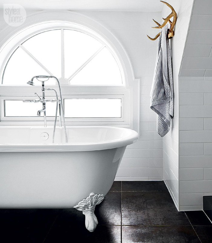 Rustic and refined home / Un hermoso hogar rústico y refinado // casahaus.net