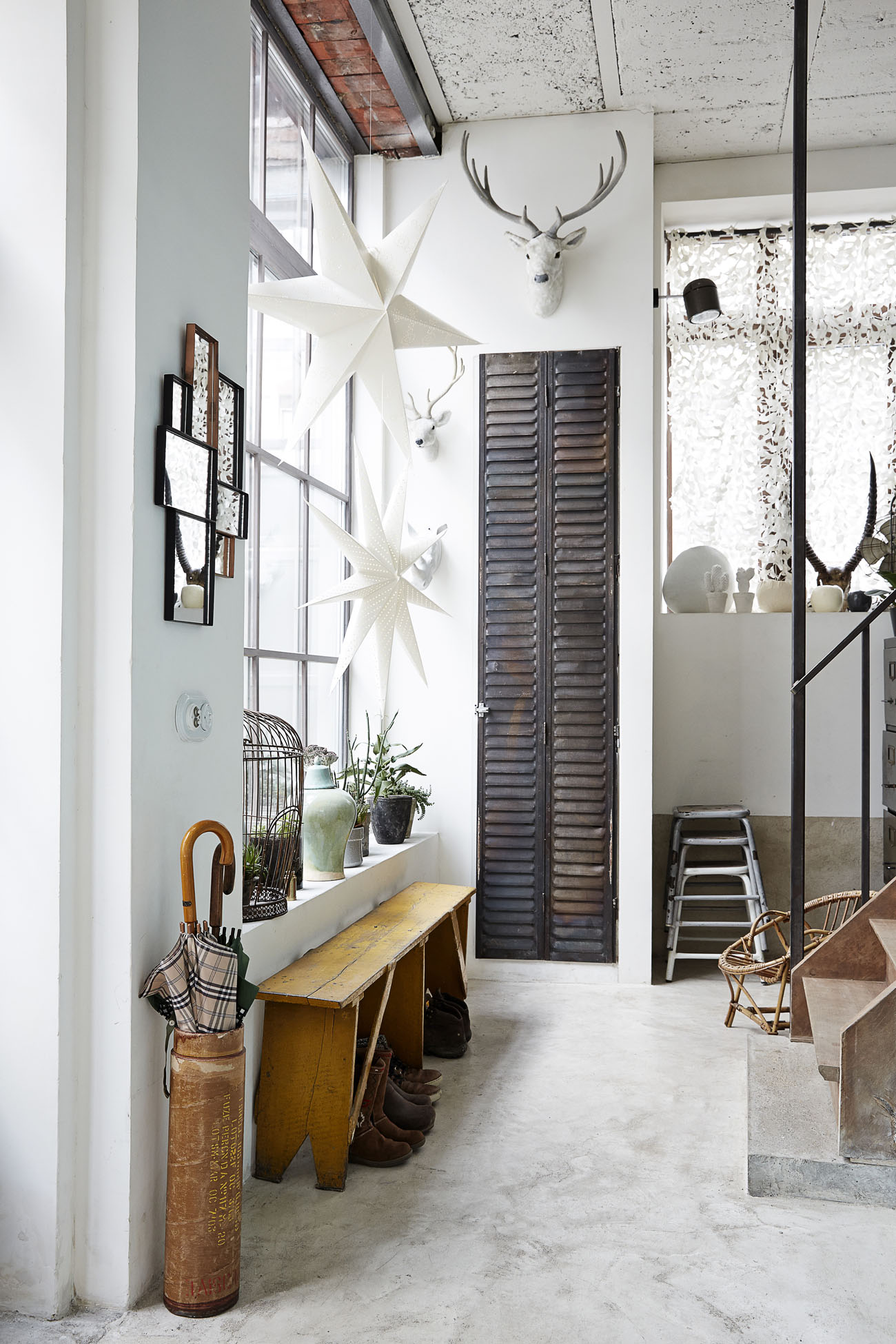 living in a waffle factory / viviendo en una fábrica de waffles // casahaus.net