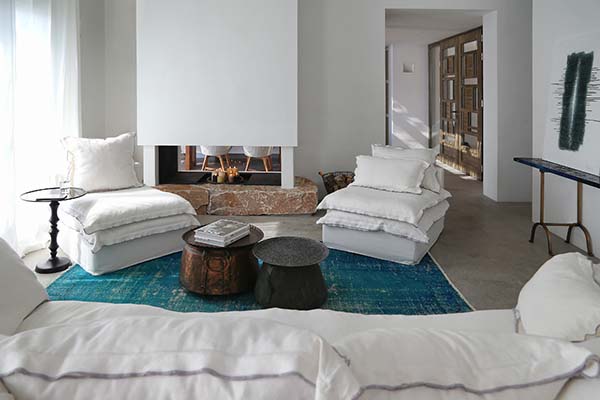 Amazing Summer home in Greece / Increíble casa de descanso en Grecia // casahaus.net