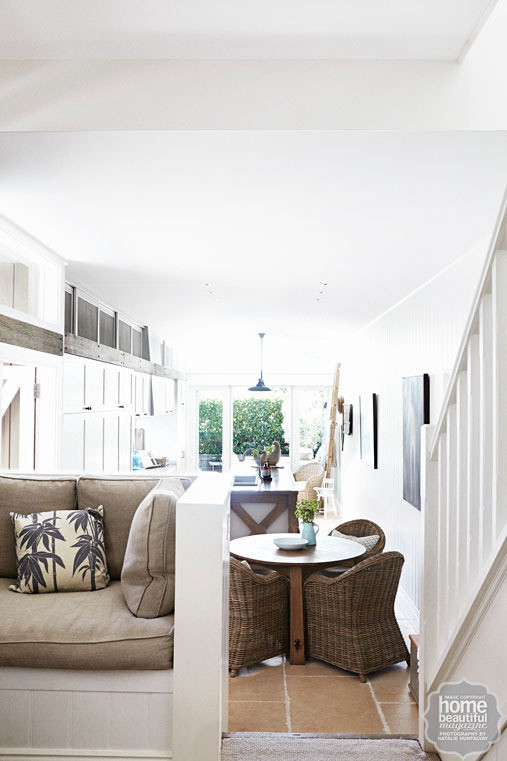 Beautiful French cottage | Una casa con alma francesa | casahaus.net