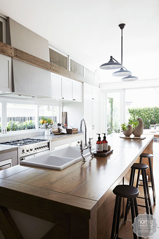 Beautiful French cottage | Una casa con alma francesa | casahaus.net