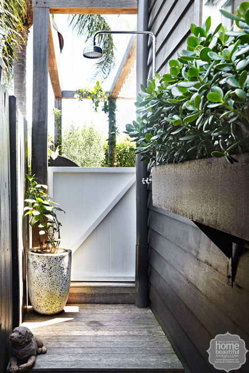 Beautiful French cottage | Una casa con alma francesa | casahaus.net