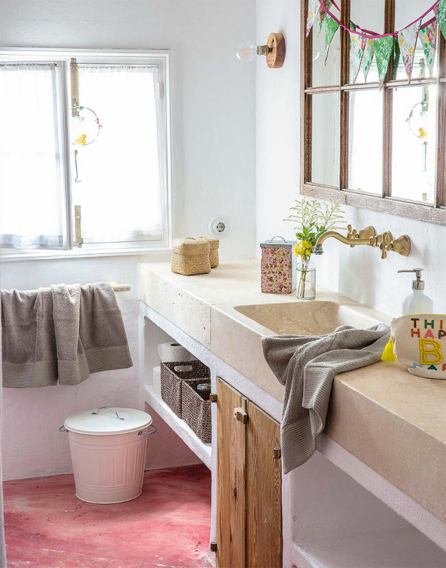 Summer home in Menorca / Una casa de verano en Menorca / casahaus.net