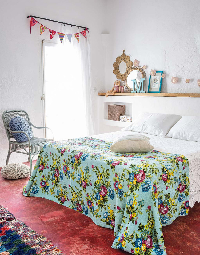 Summer home in Menorca / Una casa de verano en Menorca / casahaus.net