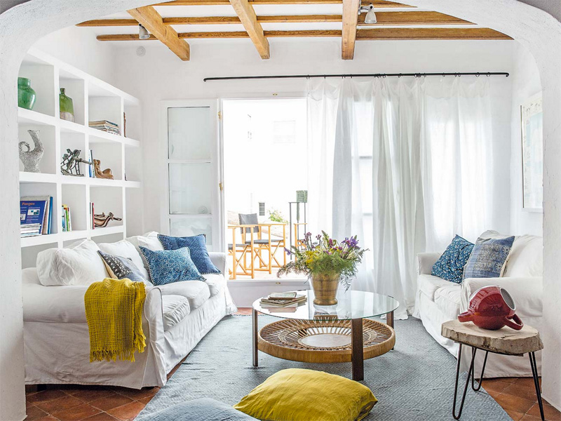 Summer home in Menorca / Una casa de verano en Menorca / casahaus.net