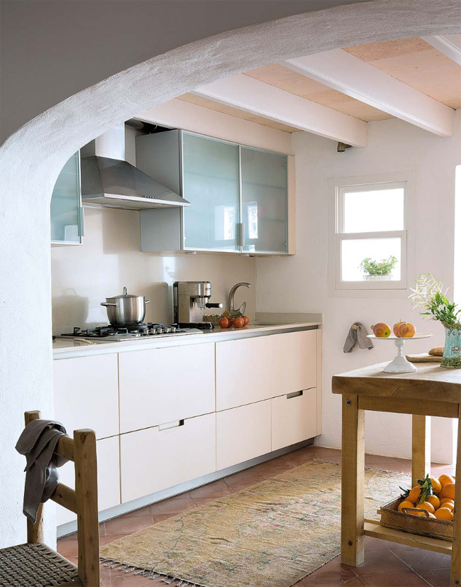 Summer home in Menorca / Una casa de verano en Menorca / casahaus.net