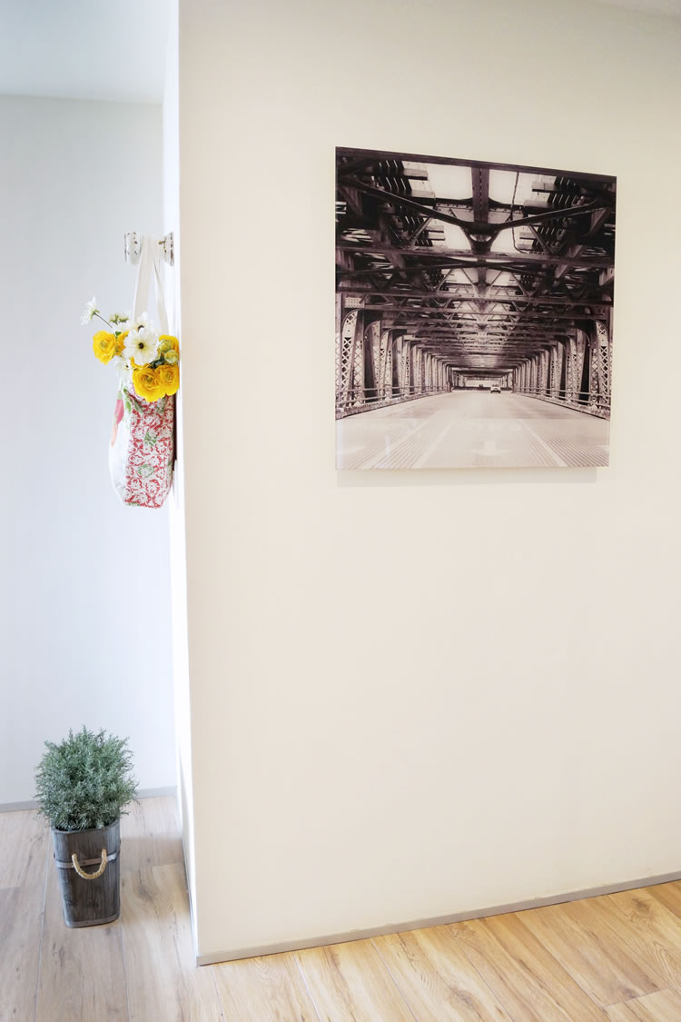 Haus Tours: A cozy, modern apartment / Un bonito departamento acogedor - Casa Haus Deco